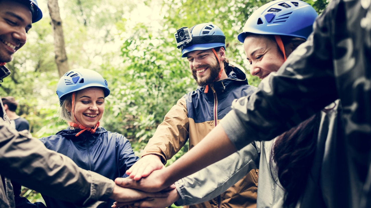 kaj je team building